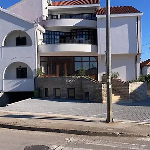 Domus Albus Apartament